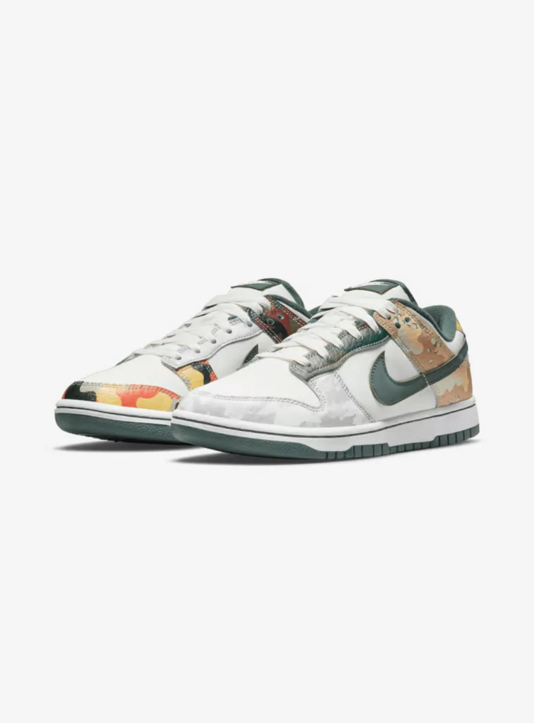 Nike Dunk Low SE Sail Multi-Camo - Image 2
