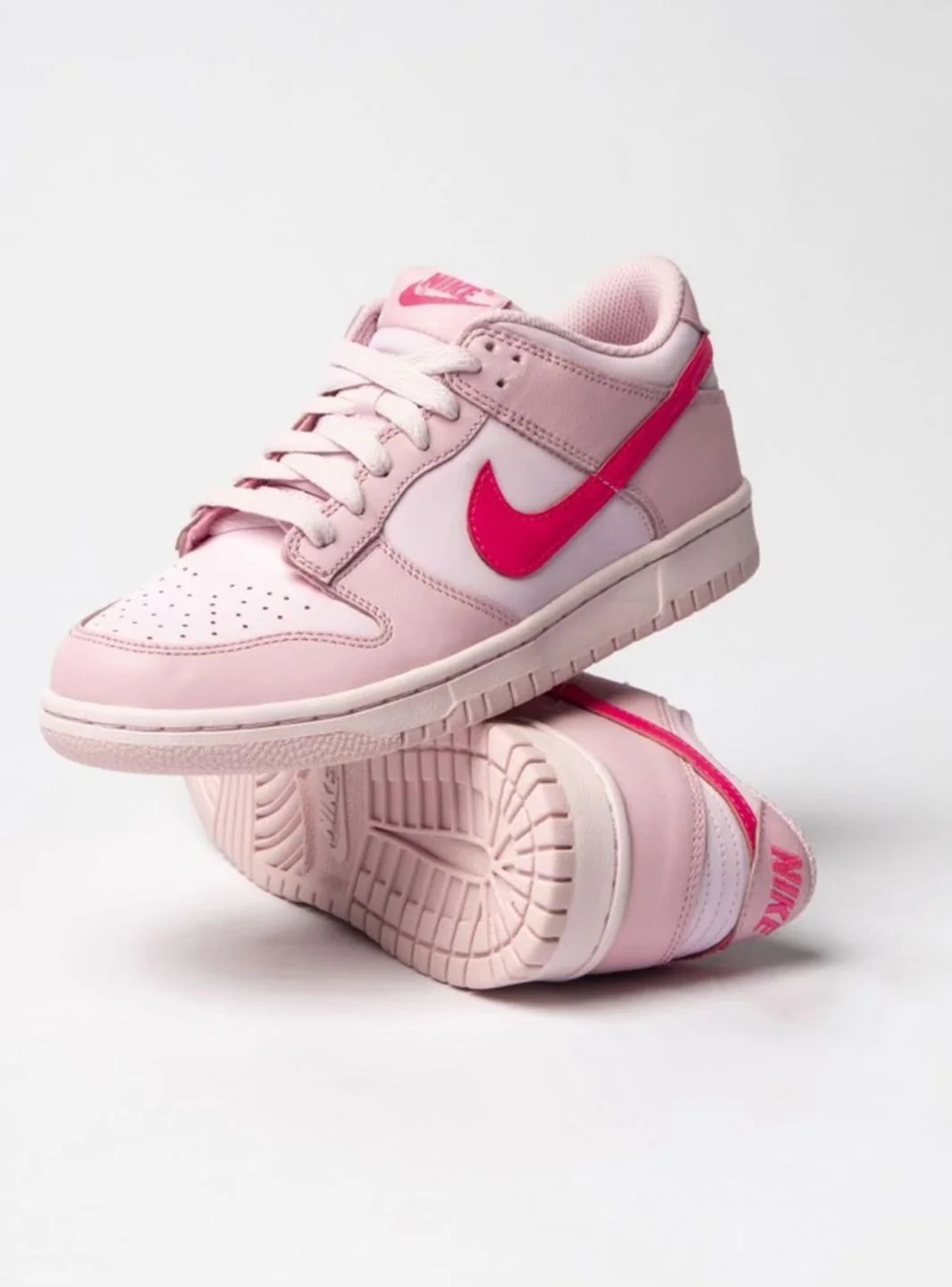 Nike Dunk Low Triple Pink (GS) - Image 9