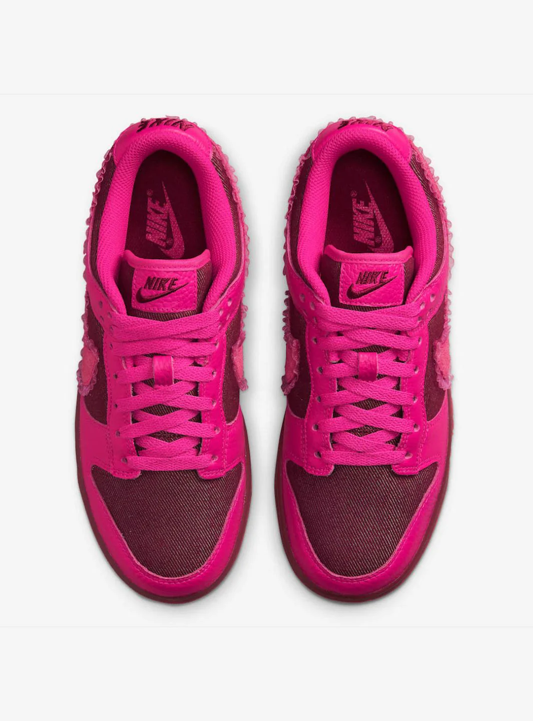 Nike Dunk Low Valentine's Day (2022) (W) - Image 4