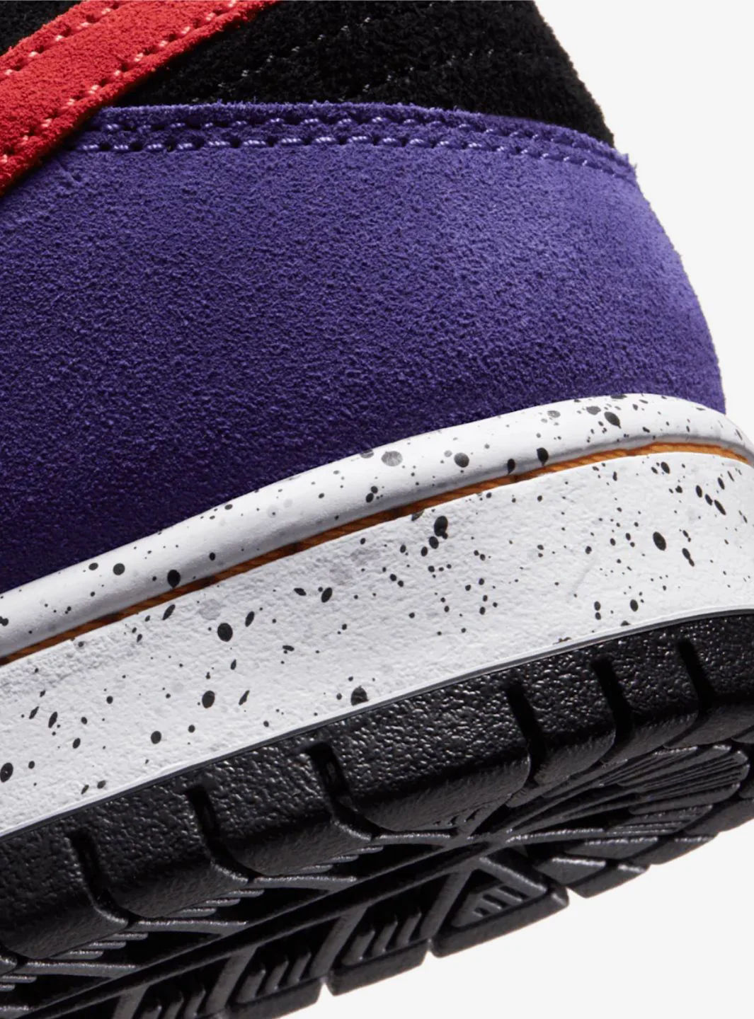 Nike SB Dunk Low ACG Terra - Image 4