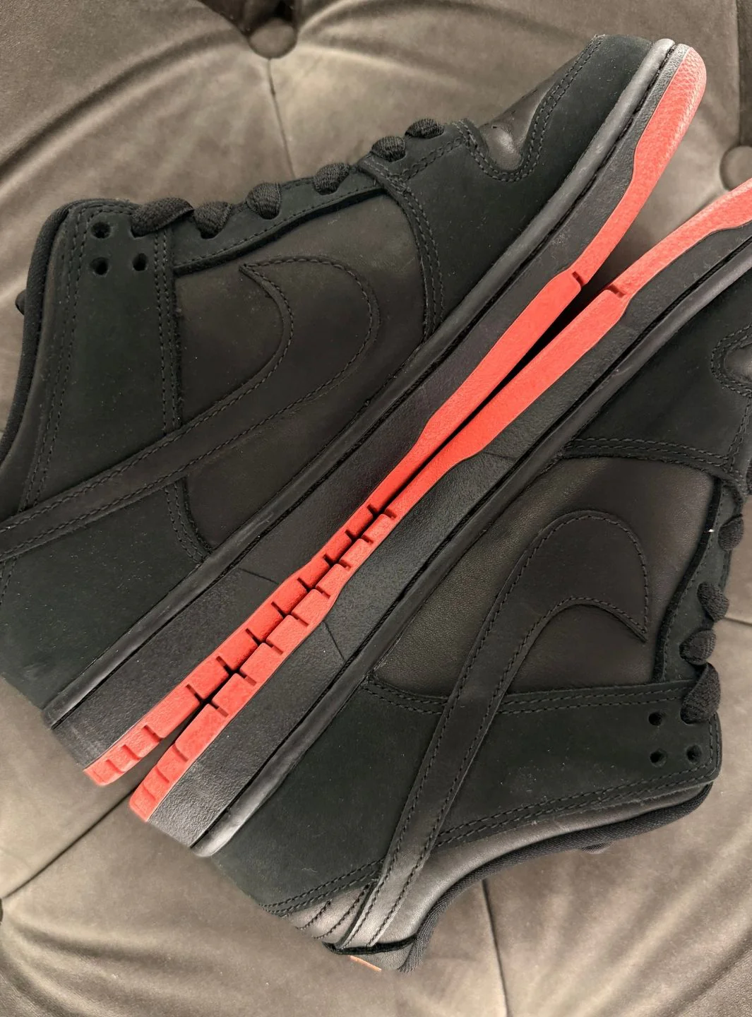 Nike SB Dunk Low Black Pigeon - Usato 9.5/10 - Image 10