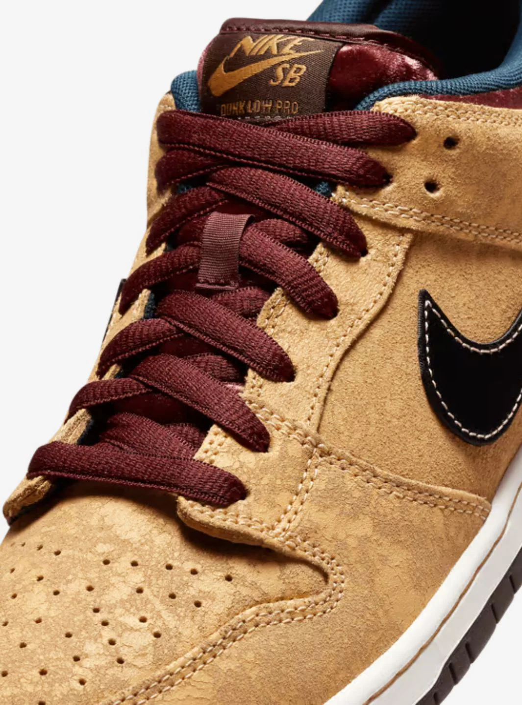 Nike SB Dunk Low City of Cinema - Image 3
