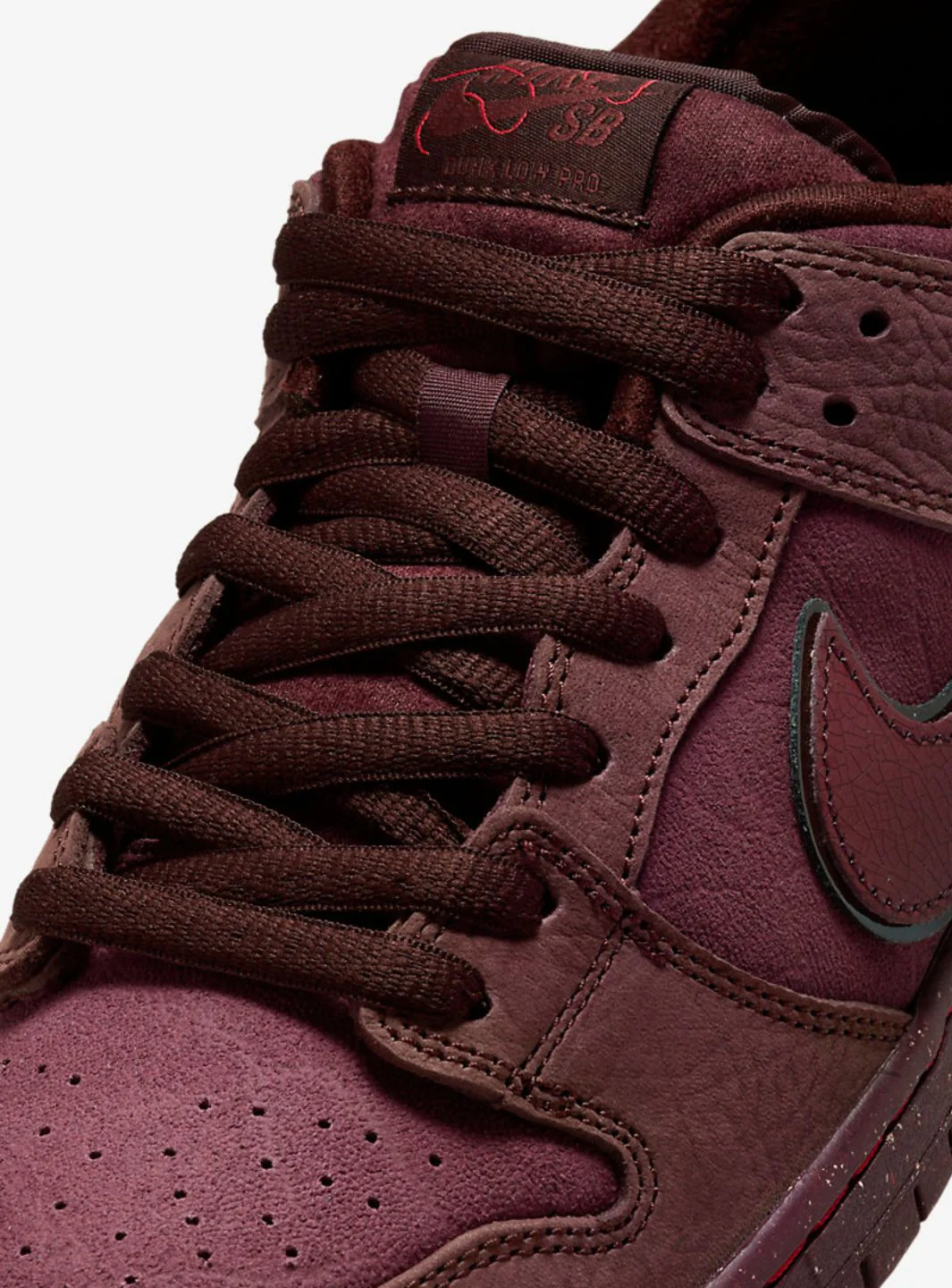 Nike SB Dunk Low City of Love Burgundy Crush - Image 3