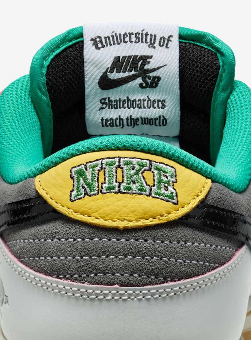 Nike SB Dunk Low CSEF - Image 8