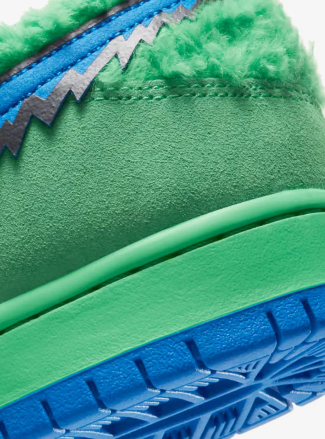 Nike SB Dunk Low Grateful Dead Bears Green - Image 5