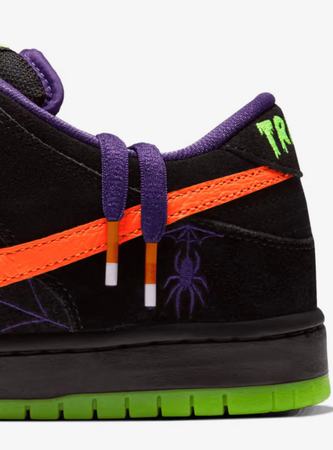 Nike SB Dunk Low Night of Mischief Halloween - Image 4