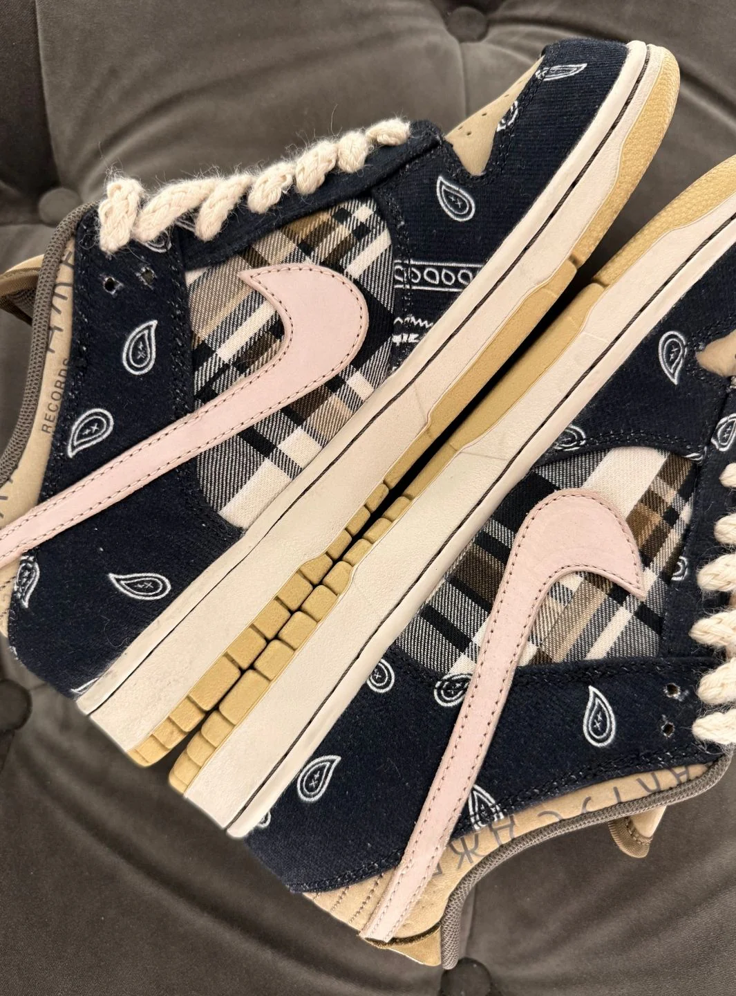 Nike SB Dunk Low Travis Scott - Usato 9.5/10 - Image 11