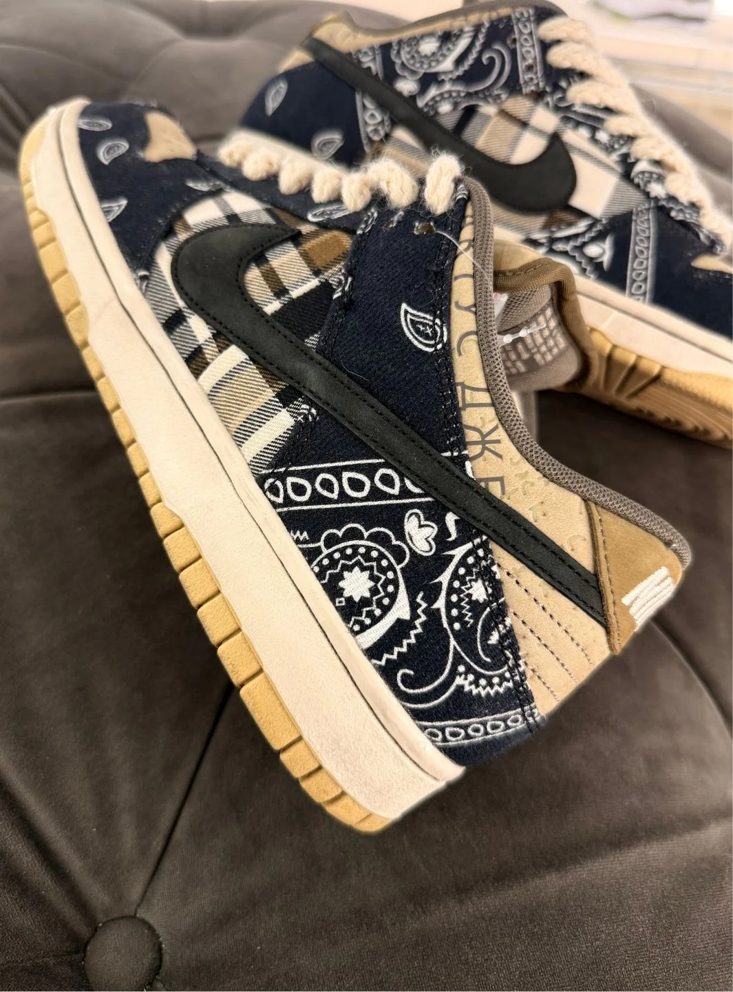 Nike SB Dunk Low Travis Scott - Usato 9.5/10 - Image 13