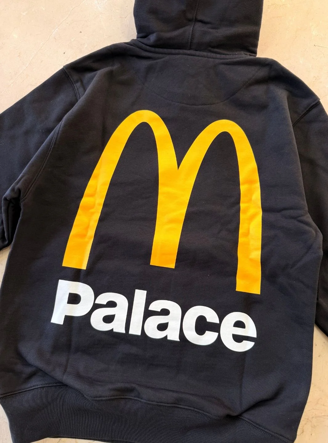 Palace x McDonald's Logo Hood Black - Image 6