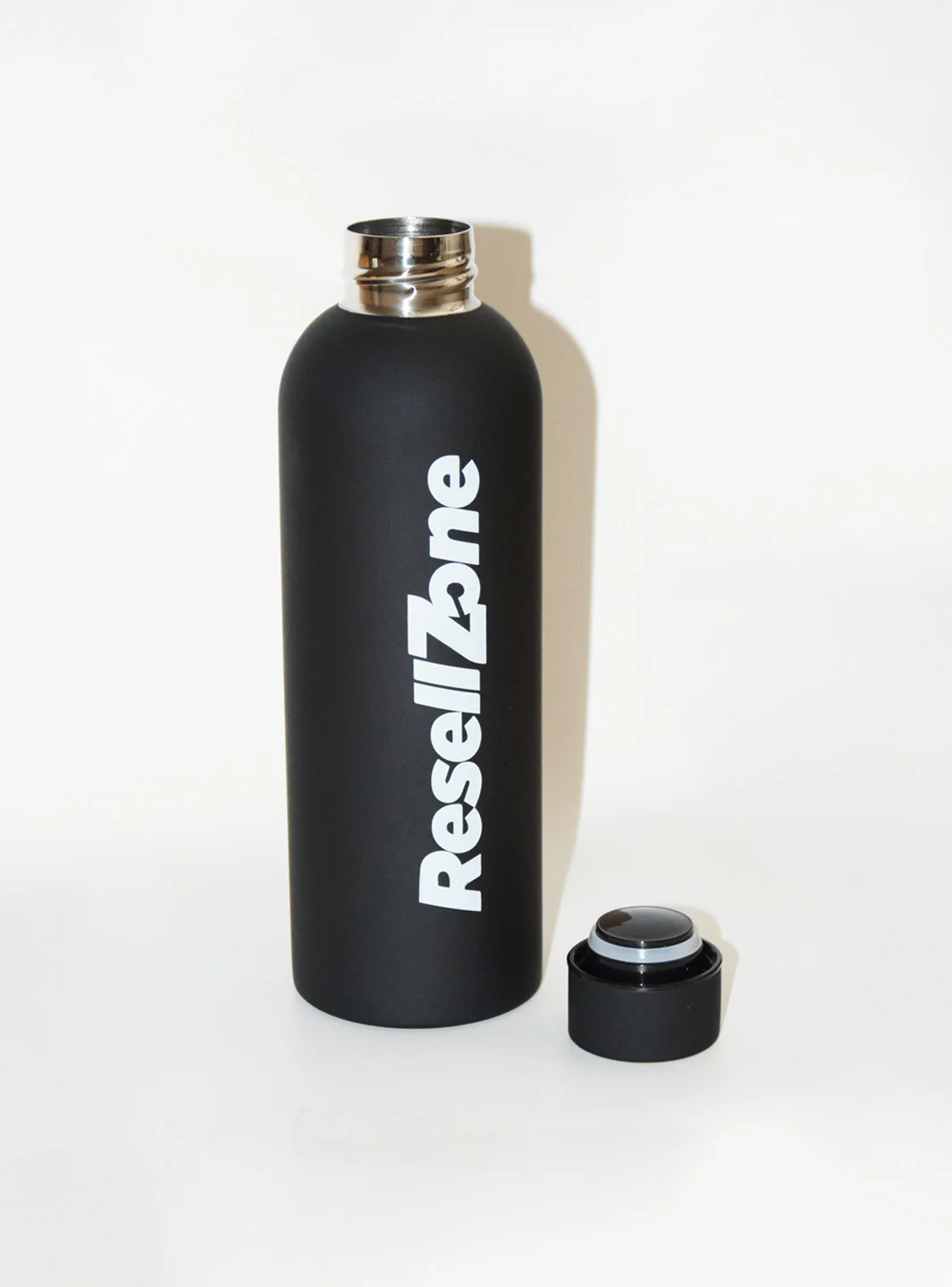 ResellZone SteelFlow Matte Black Water Bottle, 500ml - Image 3