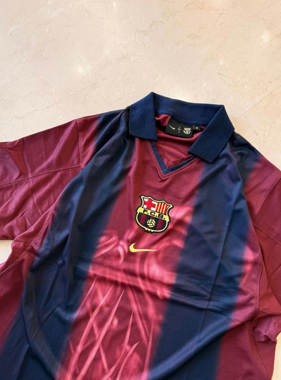 Travis Scott x Nike x FC Barcelona Retro 2000/01 Home Skeleton Jersey Multicolor - Image 5